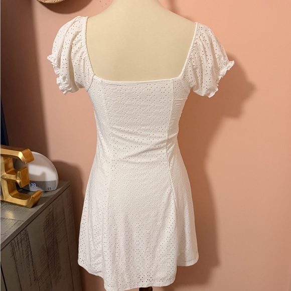 Aeropostale Solid Scoop-Neck Eyelet Fit & Flare Dress Sz Small - Picture 4 of 9
